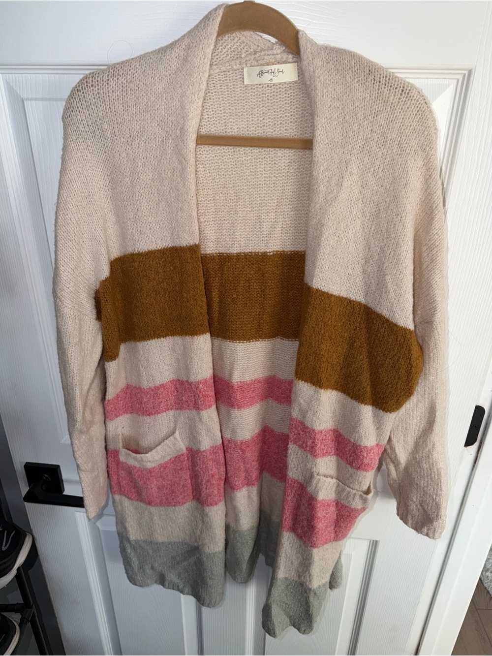 ARULA Open-Front Striped Cardigan in Pink, Beige & Brown